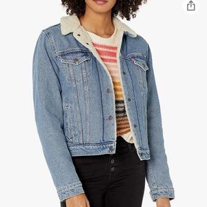 Levi's Women's Original Sherpa Trucker Jackets, Divided Blue, Medium